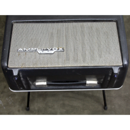 Ampli-Vox by Perma Power batterie operated guitar amplifier made in Chicago USA 4