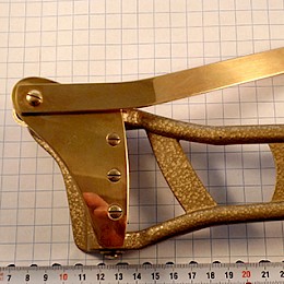 gold coloured Schaller heavy duty guitar tremolo tailpiece type: 127R d