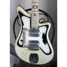 Alvaro Bartolini V4 white perloid 2