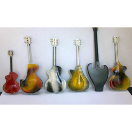Wandre guitar bass miniatures 1