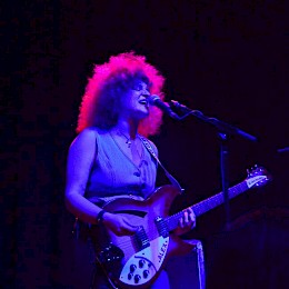 White Mystery's Miss Alex White7