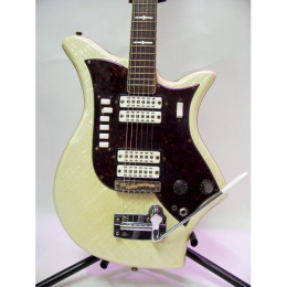 Eko 700 V4 white perloid 2