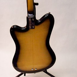 1960s Crucianelli Magnatone bass guitar made in Italy 3