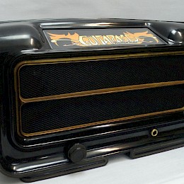 Guitarage's custom 5watt Radio amp9