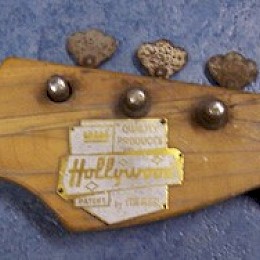 1960s Melody - Eko hybrid bass guitar made in Italy 2
