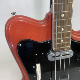 Crucianelli bass guitar in Red vinyl finished project 1962 made in Italy 2