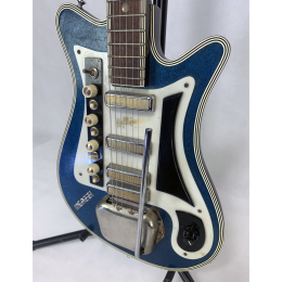Meazzi Aristocrat V4 blue sparkle guitar early 60s made in Italy 2