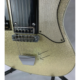 Eko Ekomaster gold sparkle guitar 1961 62 made in Italy 3